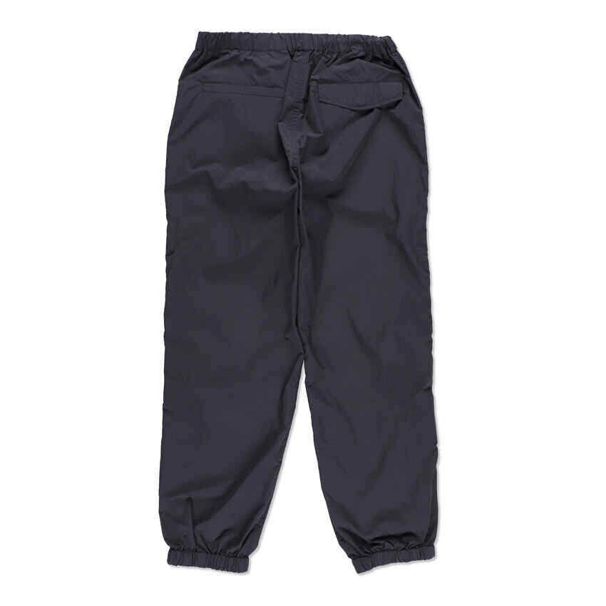 2025年　FC東京移動着　長ズボンL 値下げ可 2025年 FC東京移動着 長ズボンL 4/1追記】ニューバランスのFC