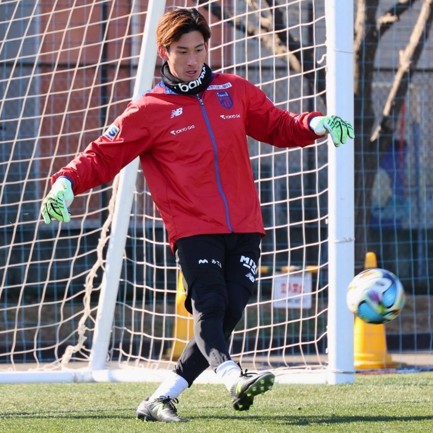 FC東京 26 小平練習着 GK用 ウインドジャケット｜【公式】Jリーグ